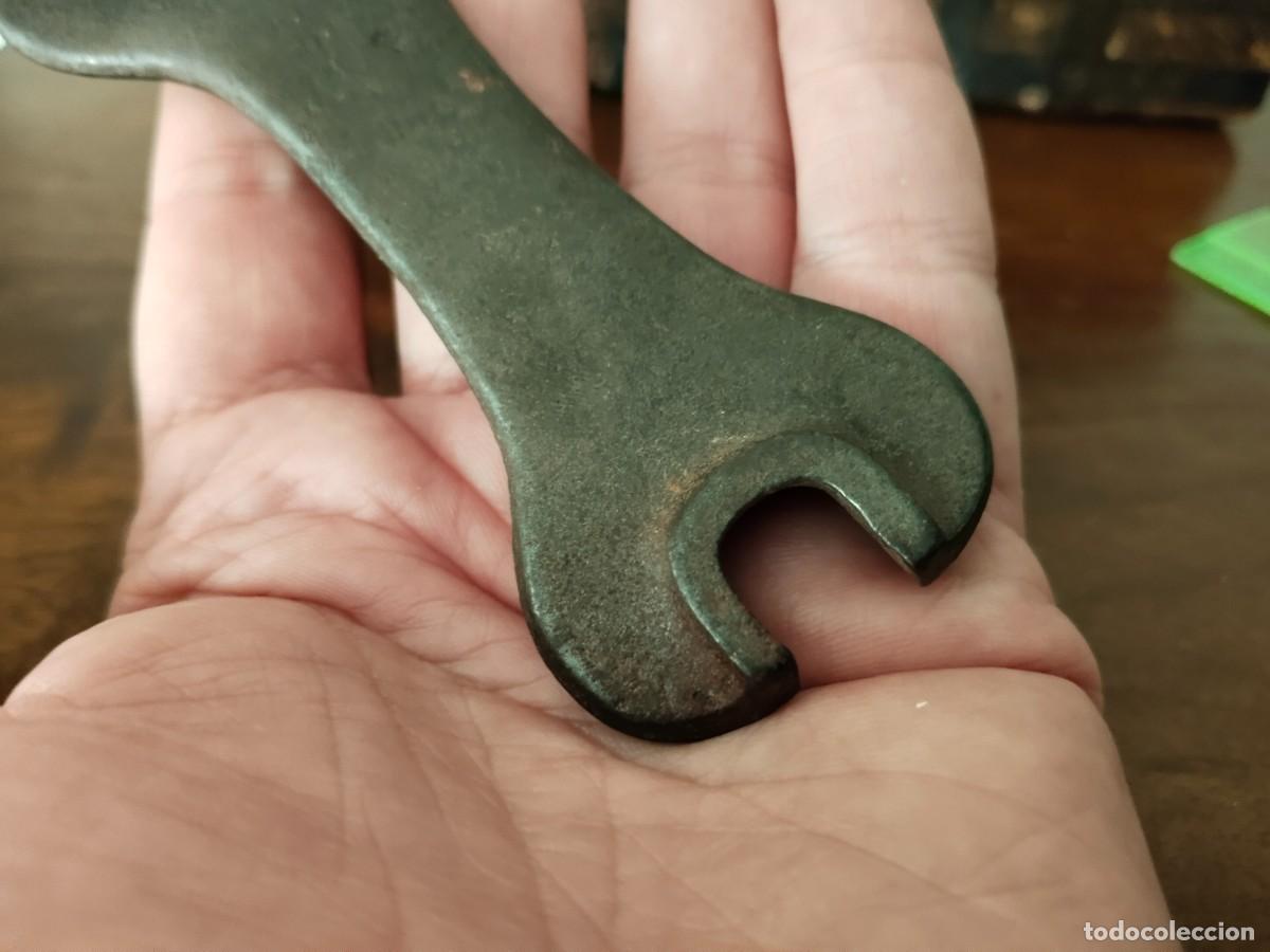 Antig&uuml;edades: Antigua llave inglesa. Curiosa. - Foto 10