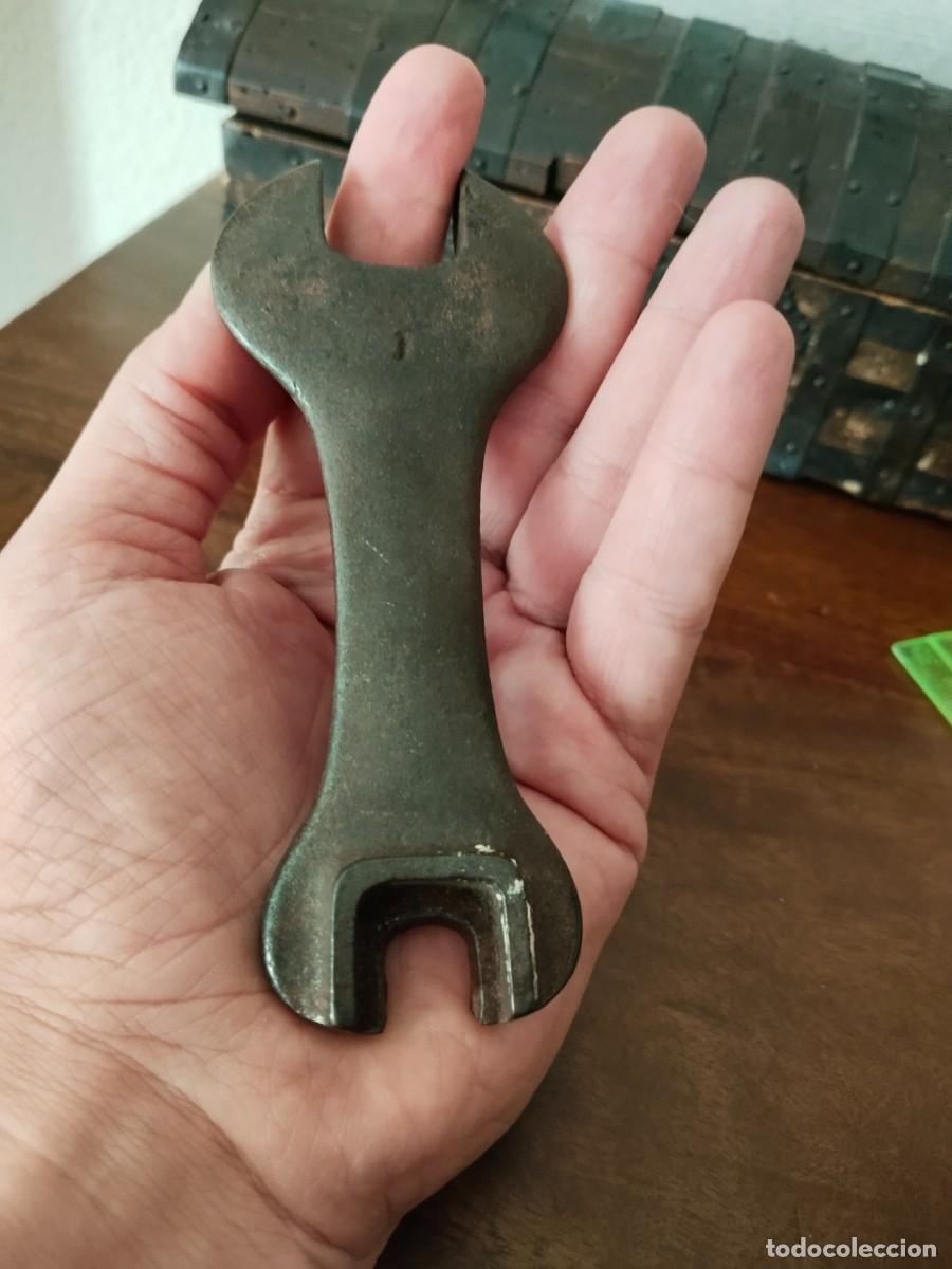 Antig&uuml;edades: Antigua llave inglesa. Curiosa. - Foto 14