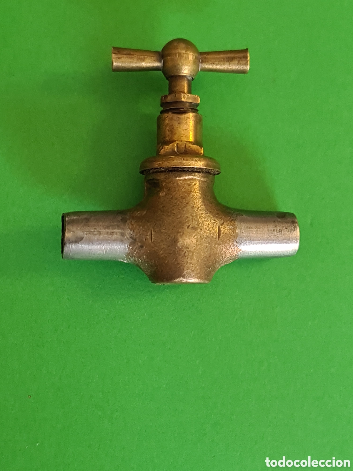 Antig&uuml;edades: Antigua Llave de paso / Bronce. - Foto 2