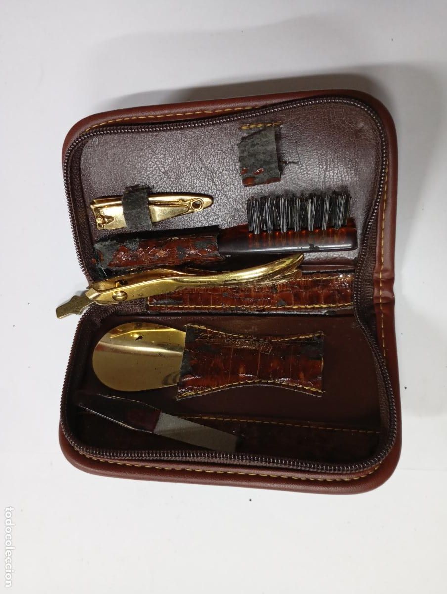 Antig&uuml;edades: ESTUCHE SET DE ASEO PERSONAL. EL CAMPERO. PN10 - Foto 2