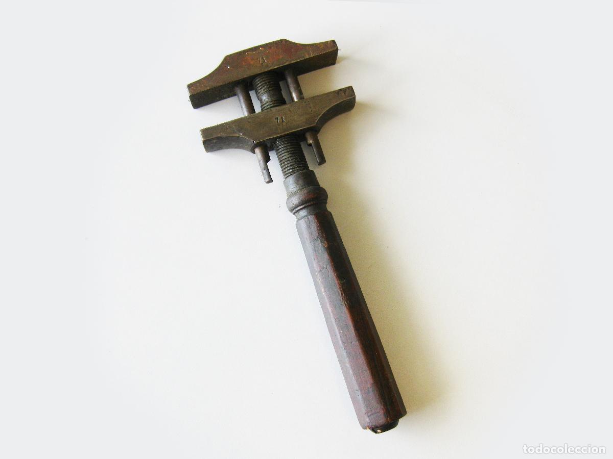 Antig&uuml;edades: ANTIGUA LLAVE INGLESA DE GRAN TAMA&Ntilde;O - Foto 1