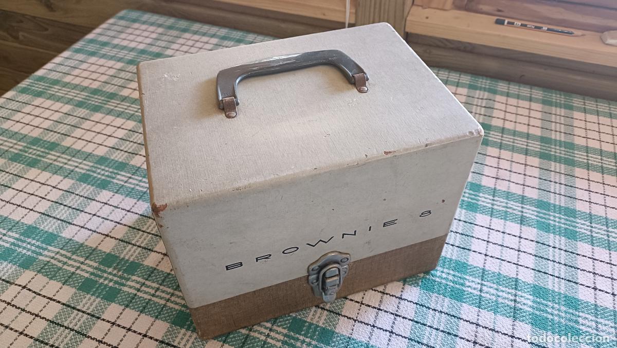 Antig&uuml;edades: PRECIOSO PROYECTOR DE 8 MM CON ESTUCHE - Foto 4