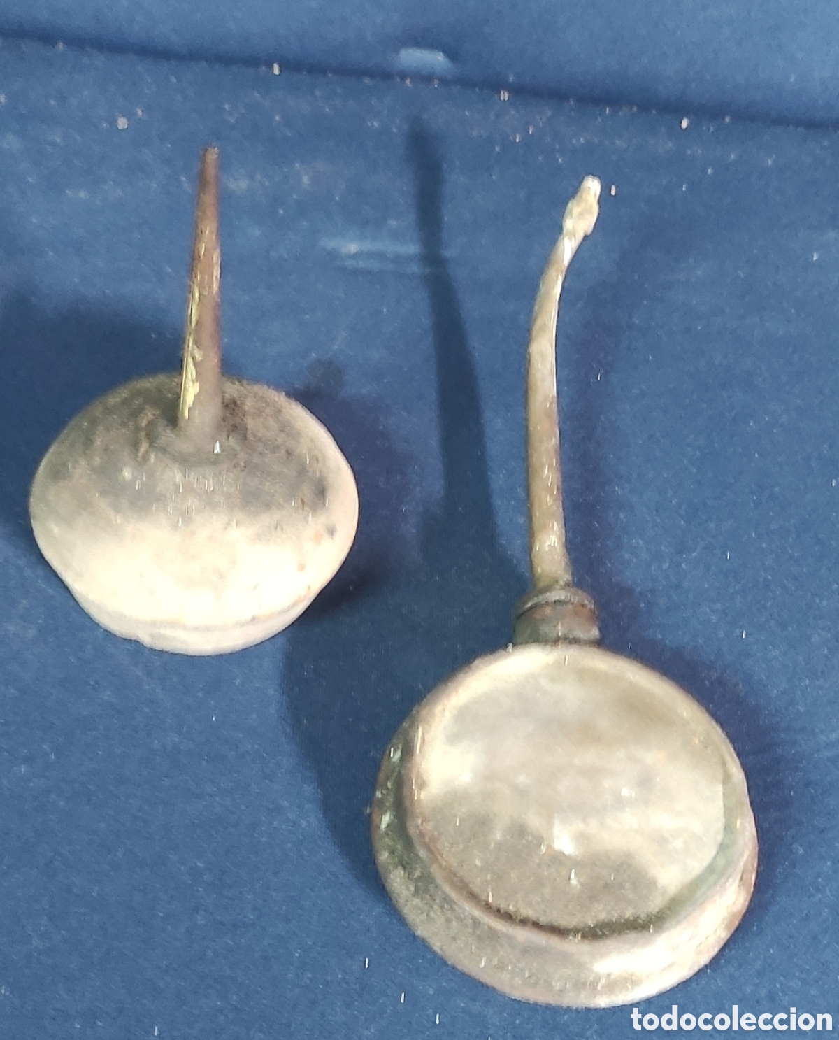 Antig&uuml;edades: Antiguas aceiteras de metal - Foto 1