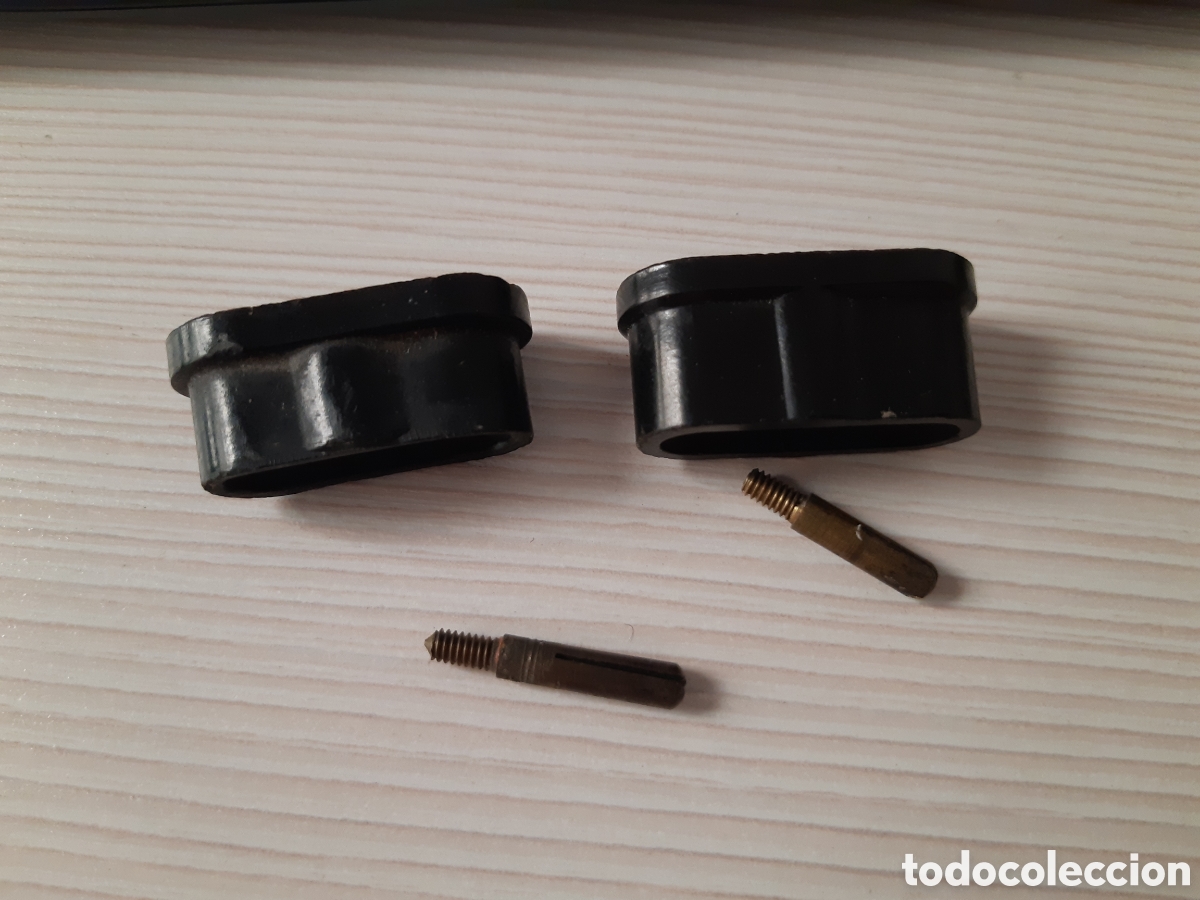 Antig&uuml;edades: Dos mecanismos de enchufe baquelita (SIMON) - Foto 1