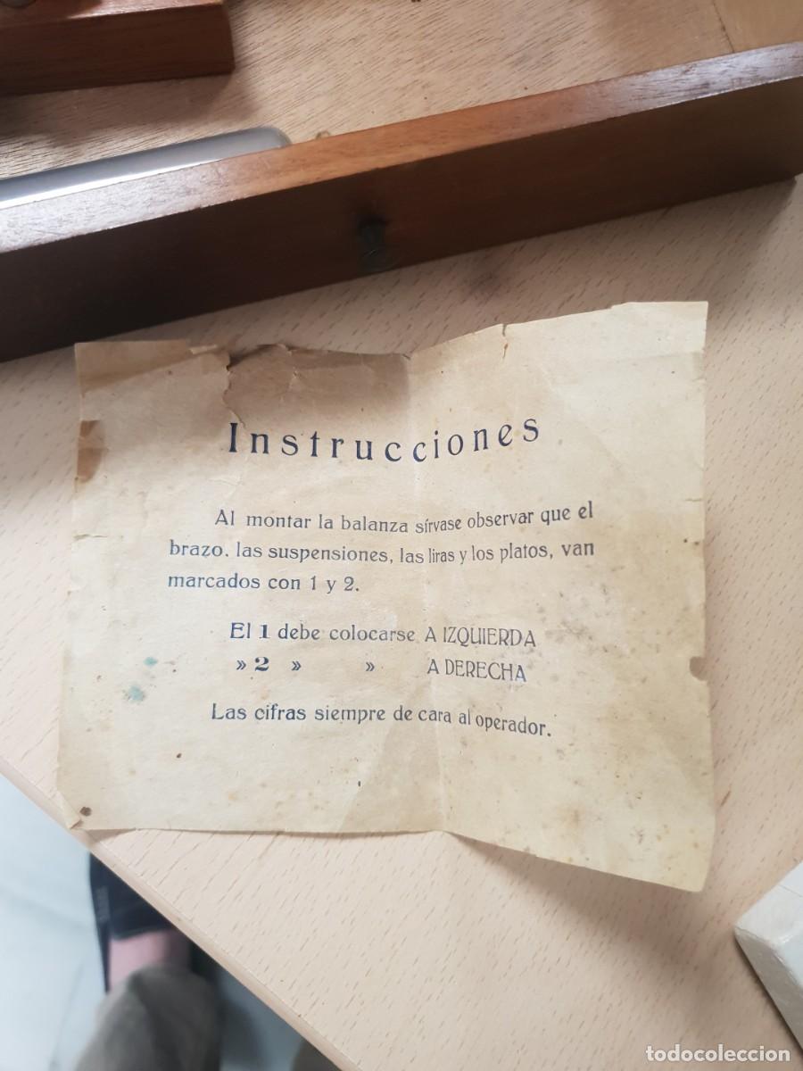 Antig&uuml;edades: Balanza farmacia completa - Foto 4