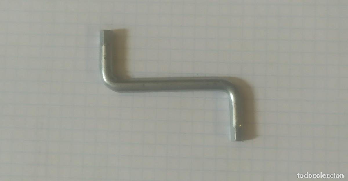 Antig&uuml;edades: Llave allen, 4,5 x 3,5 cm - Foto 1