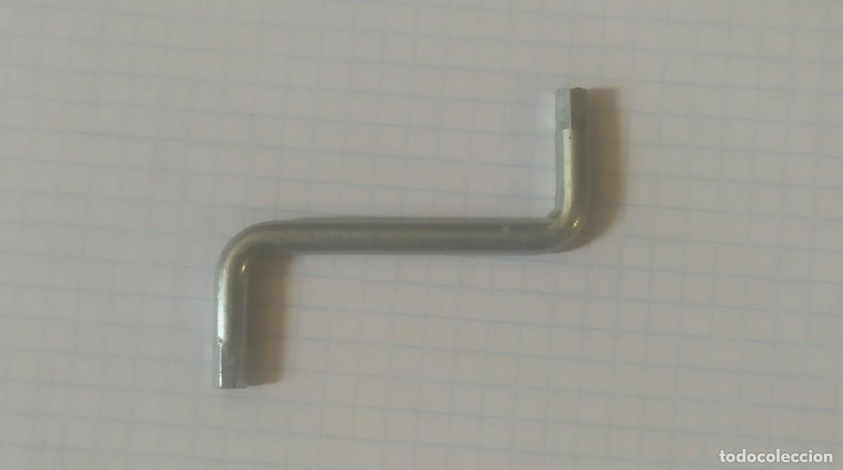 Antig&uuml;edades: Llave allen, 4,5 x 3,5 cm - Foto 2