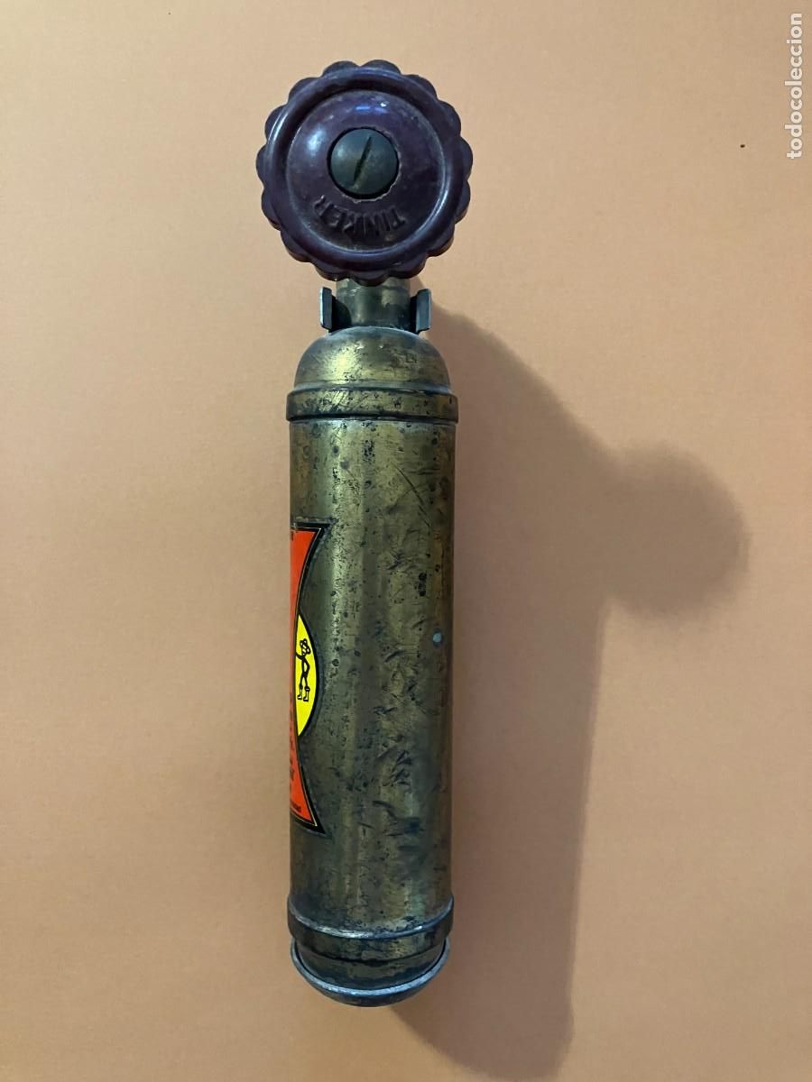 Antig&uuml;edades: Extintor Tinker de 22 cm. de coche - Foto 3