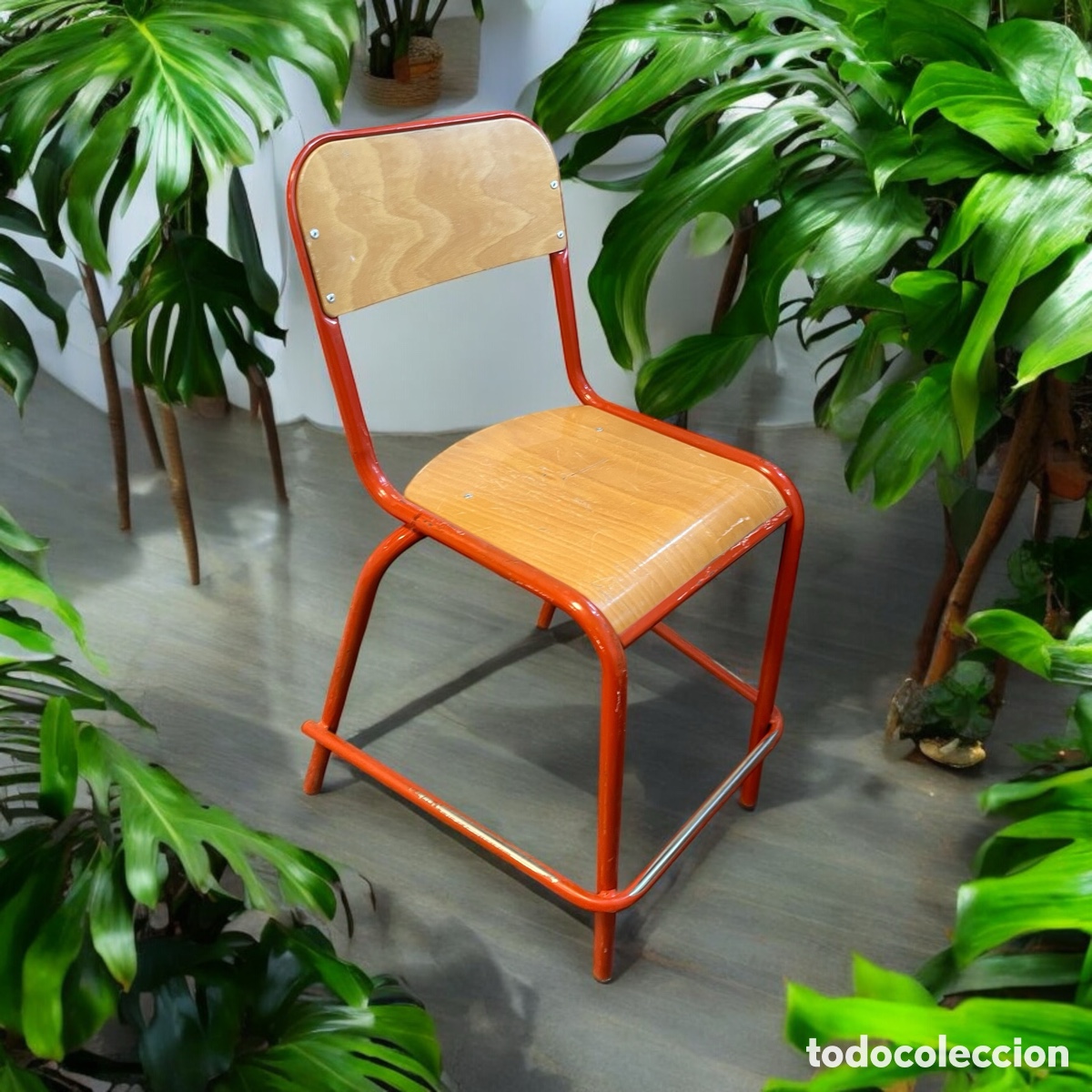 Antig&uuml;edades: Banquetas antiguas de laboratorio - Foto 3