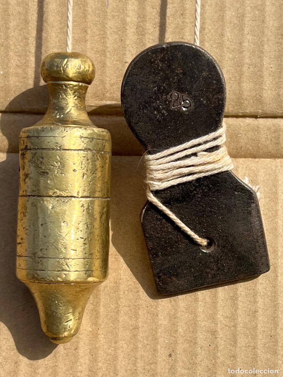 Antig&uuml;edades: Plomada completa 9 cm de largo - Foto 2