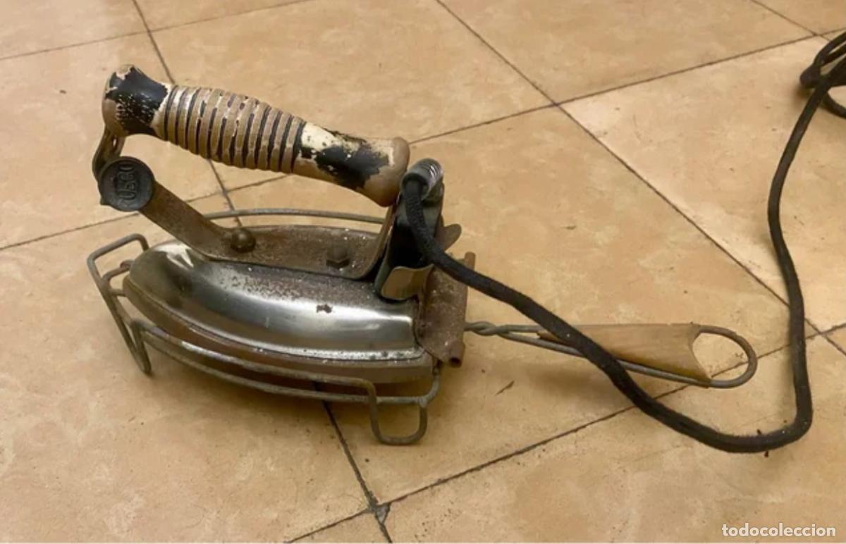 Antig&uuml;edades: PLANCHA ANTIGUA EL&Eacute;CTRICA - Foto 2