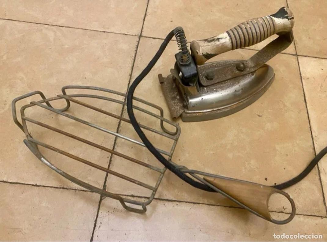 Antig&uuml;edades: PLANCHA ANTIGUA EL&Eacute;CTRICA - Foto 5