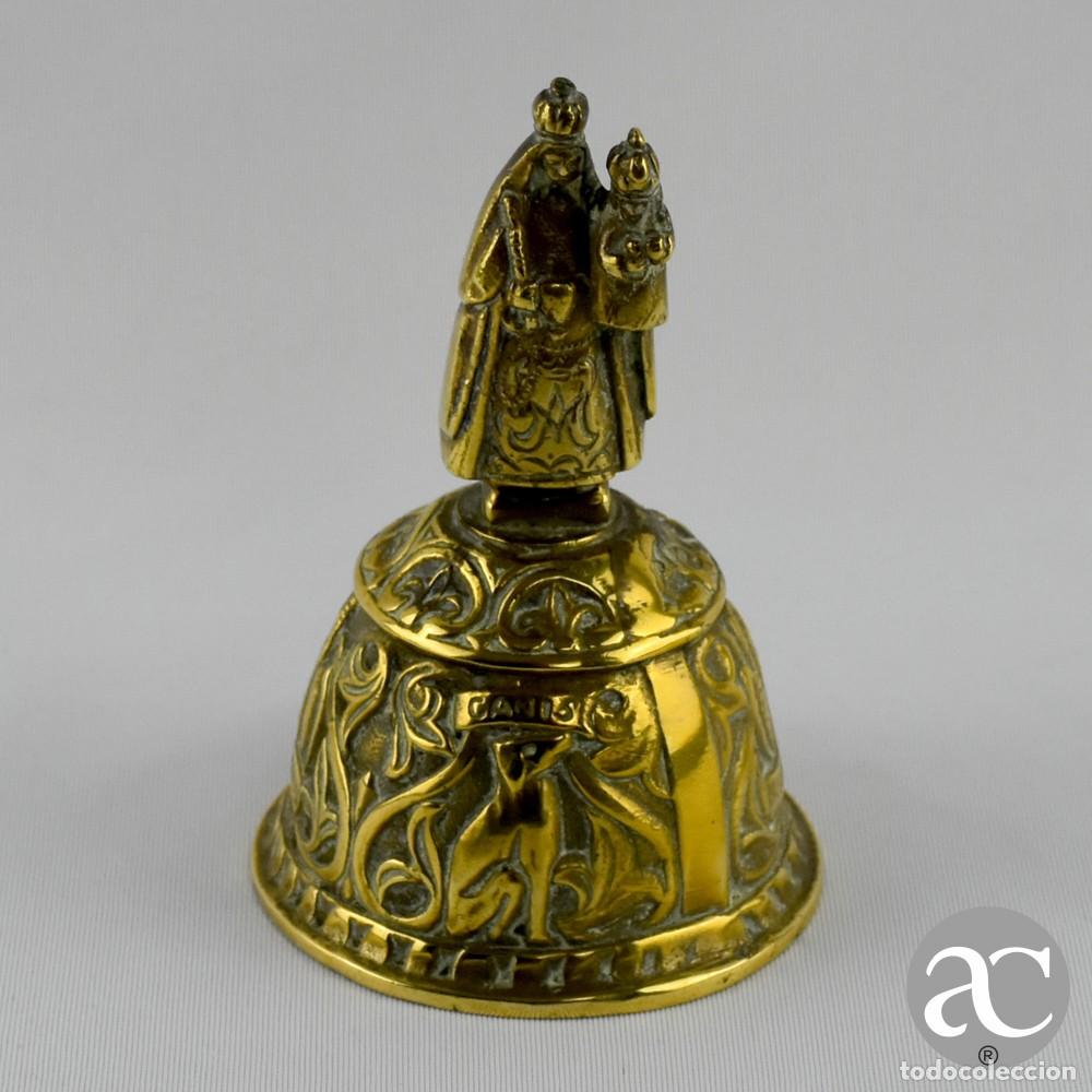 Antig&uuml;edades: Campainha em bronze, Nossa Senhora e Menino - Foto 1