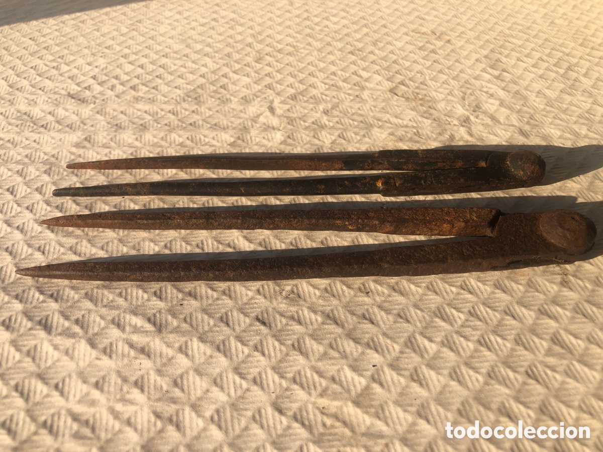 Antig&uuml;edades: Antiguos compases de carpintero forja - Foto 9