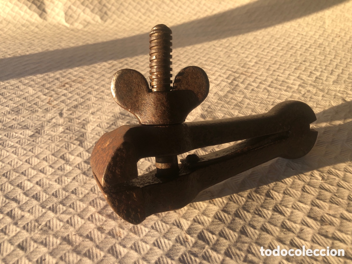 Antig&uuml;edades: Antiguo tornillo de carpintero - Foto 6