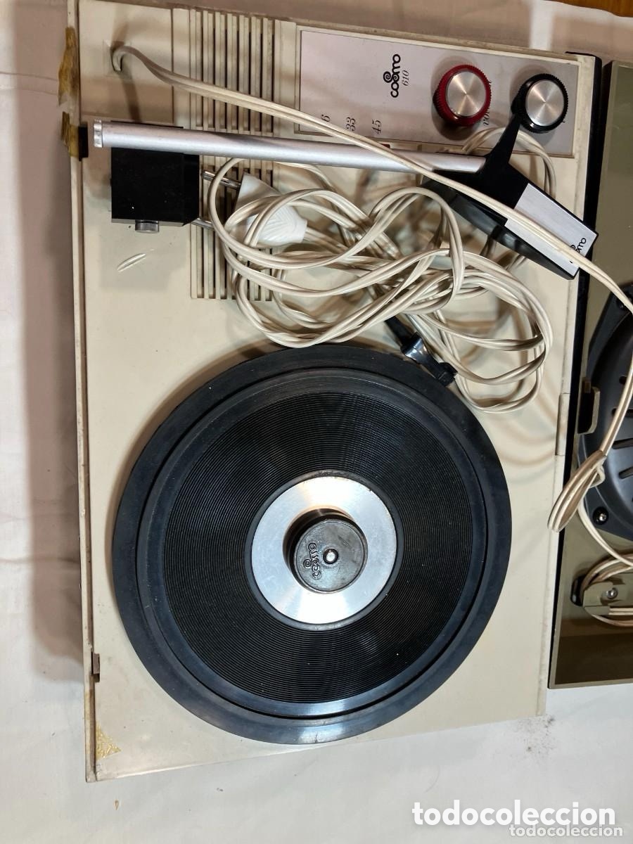 Antig&uuml;edades: Tocadiscos Cosmo 610 - Foto 1