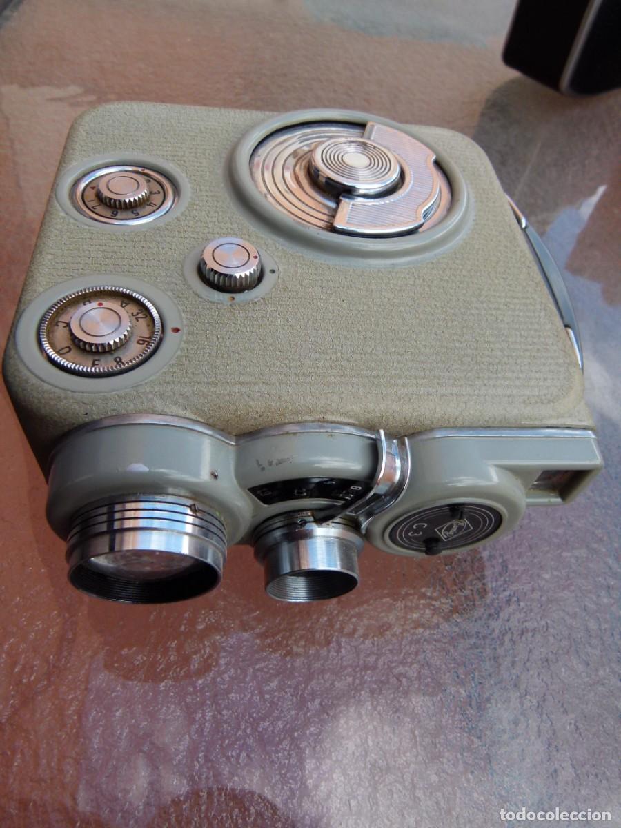 Antig&uuml;edades: Cinec&aacute;mara 8 mm, a cuerba Eumig C3.Poco com&uacute;n - Foto 1