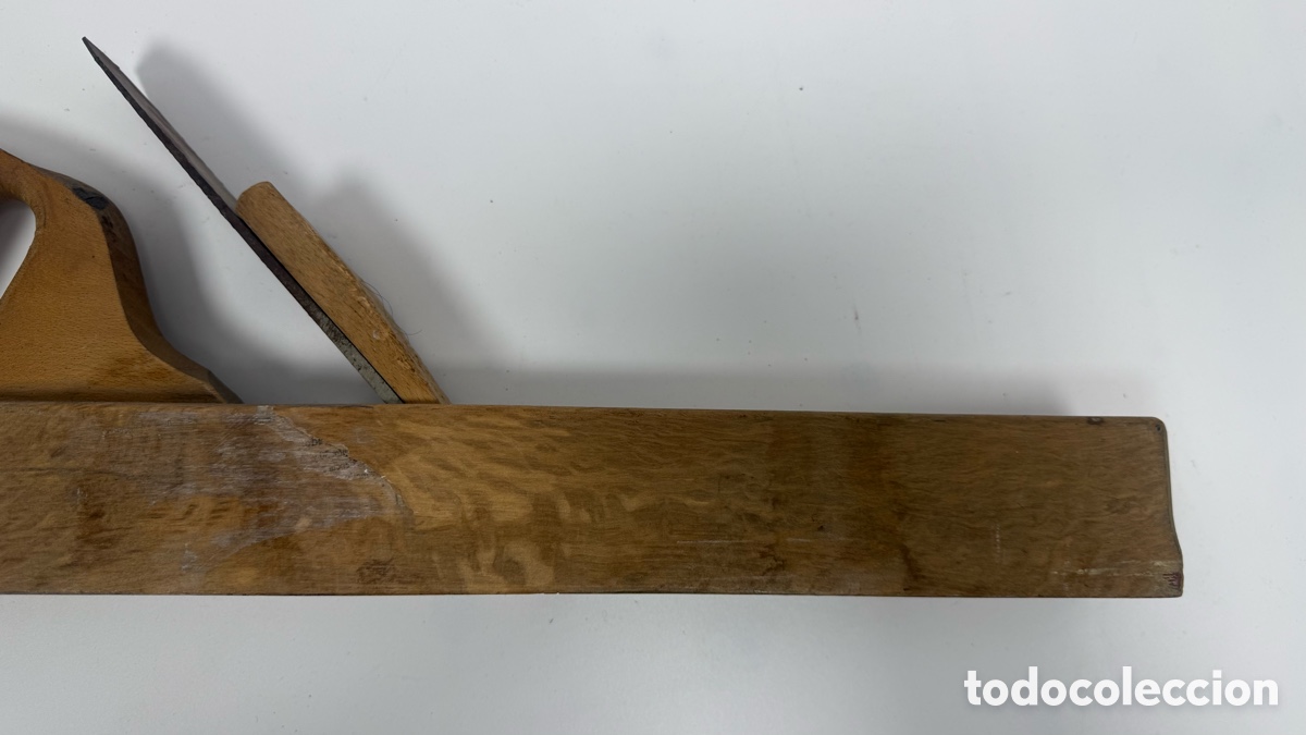 Antig&uuml;edades: Cepillo de carpintero grande mide 50 cms - Foto 6