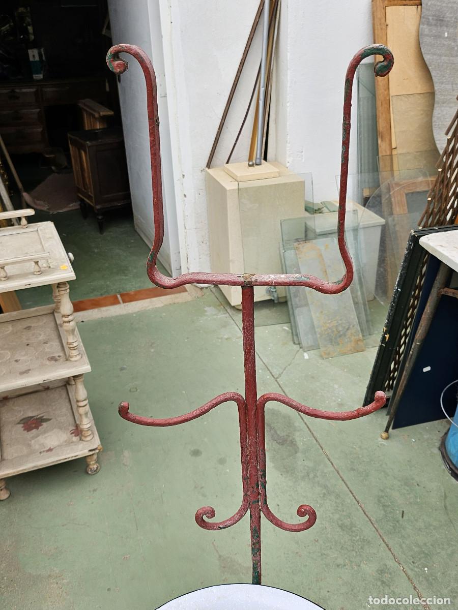 Antig&uuml;edades: lavabo de hierro antiguo - Foto 2
