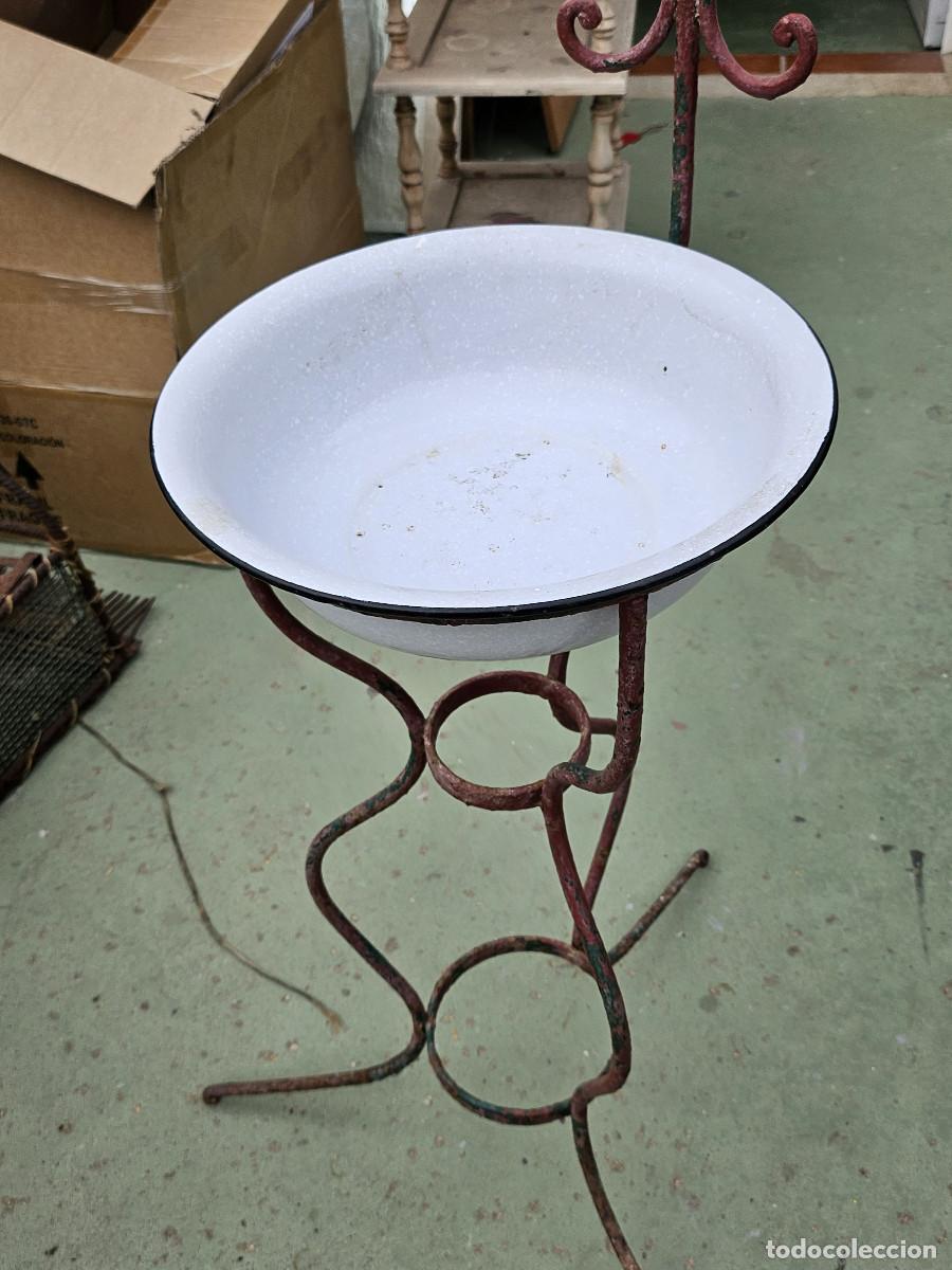 Antig&uuml;edades: lavabo de hierro antiguo - Foto 4