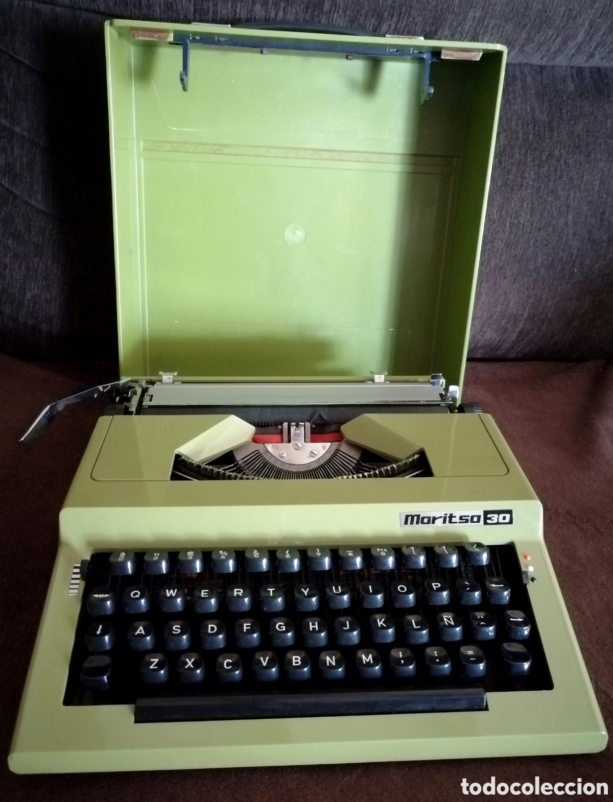 Antig&uuml;edades: M&aacute;quina de escribir Maritsa 30 - Foto 1