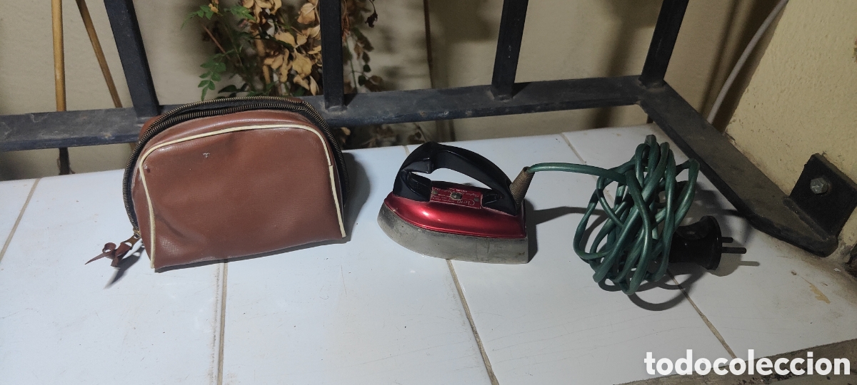 Antig&uuml;edades: ANTIGUA MINI PLANCHA PARA CUELLOS Y PU&Ntilde;OS - Foto 1