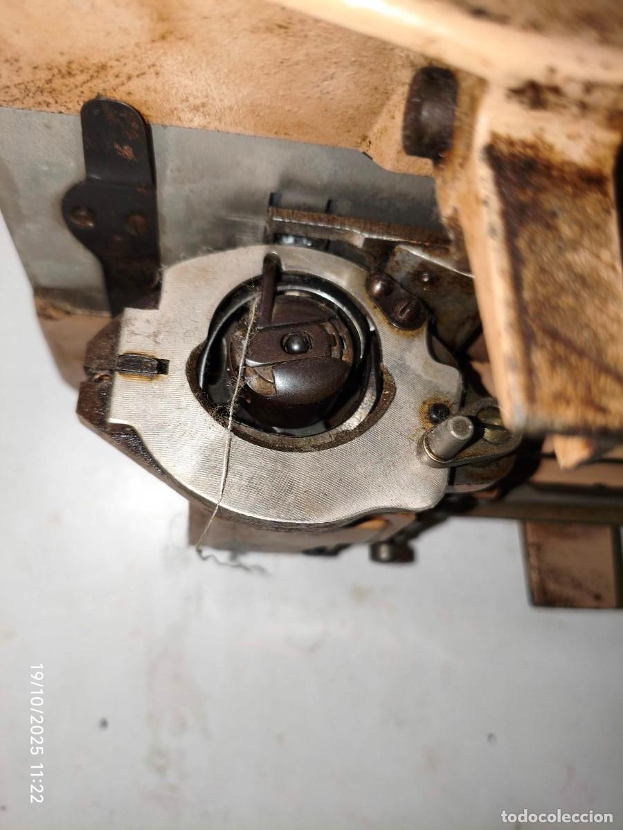 Antig&uuml;edades: M&aacute;quina de coser SINGER 316G - Foto 5