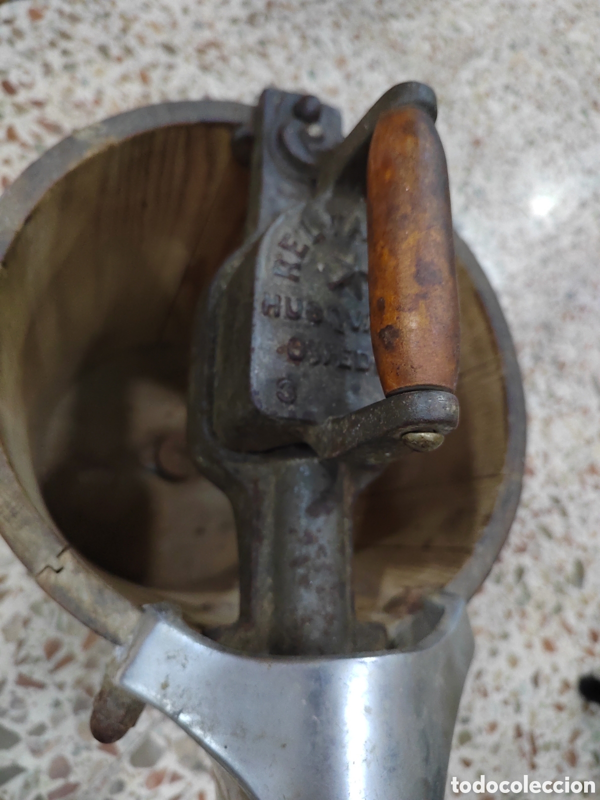 Antig&uuml;edades: Antigua heladera Husqvarna - Foto 3