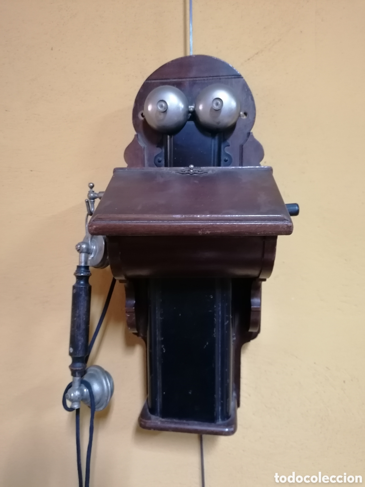 Tel&eacute;fonos: Antiguo tel&eacute;fono Ericsson de pupitre - Foto 1