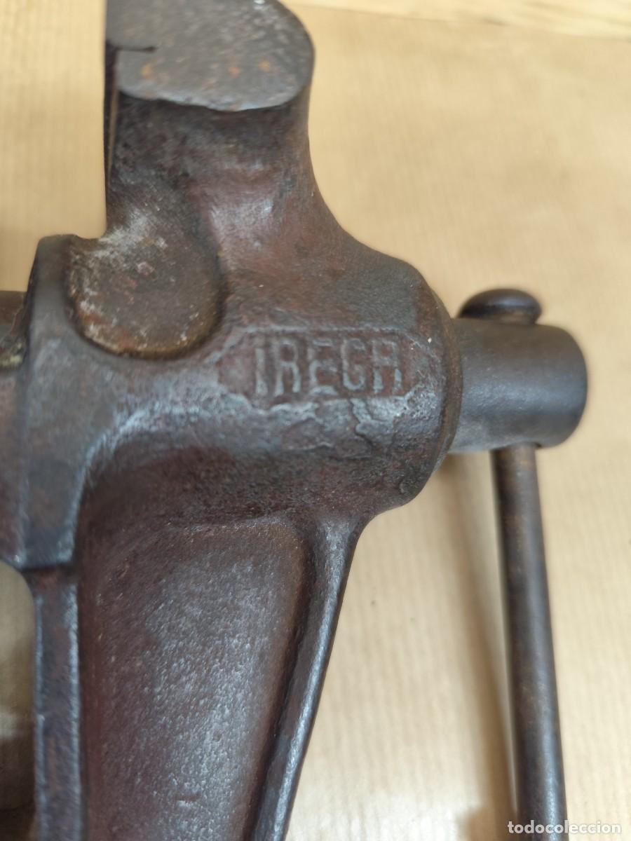 Antig&uuml;edades: Peque&ntilde;o tornillo de banco, Irega - Foto 8