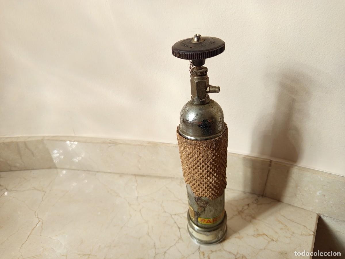 Antig&uuml;edades: Antiguo extintor Pardi para coche - Foto 4