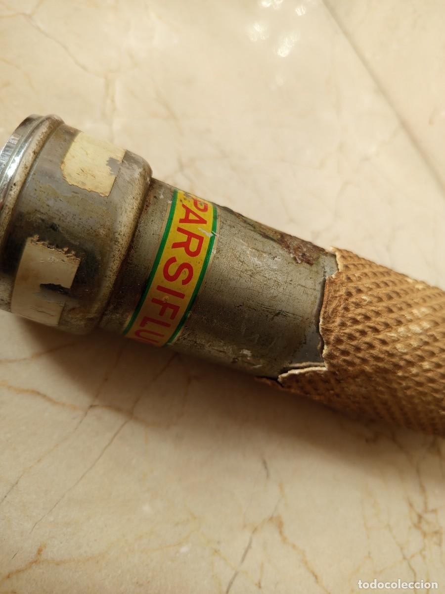 Antig&uuml;edades: Antiguo extintor Pardi para coche - Foto 6
