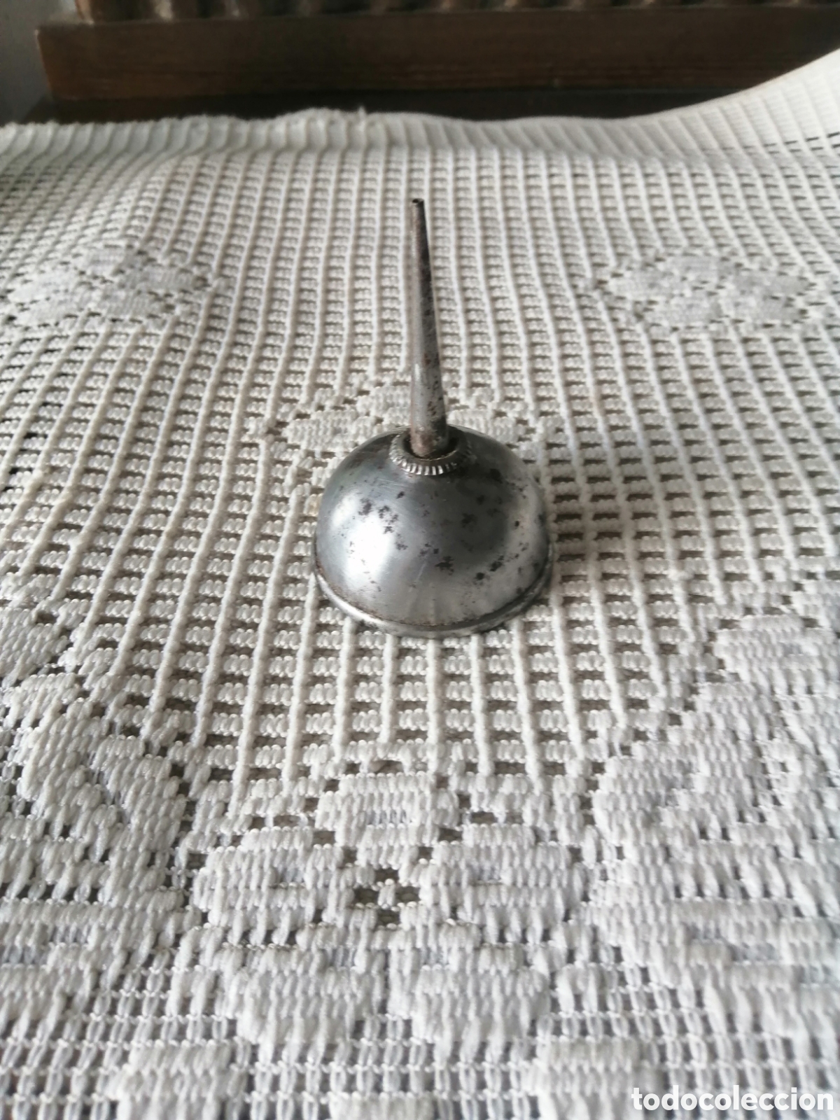 Antig&uuml;edades: ACEITERA DE M&Aacute;QUINA DE COSER - Foto 1