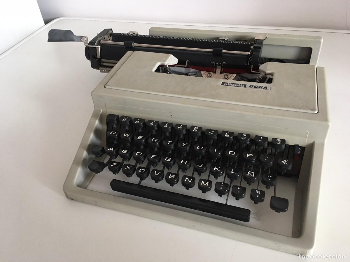 Antig&uuml;edades: M&aacute;quina de Escribir Olivetti Dora - Foto 6