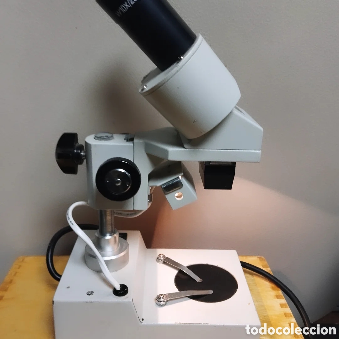 Antig&uuml;edades: ANTIGUO MICROSCOPIO ESCOLAR - Foto 2
