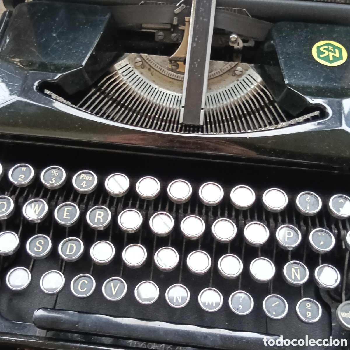 Antig&uuml;edades: Maquina de Escribir Erika Tab 5 - Foto 2