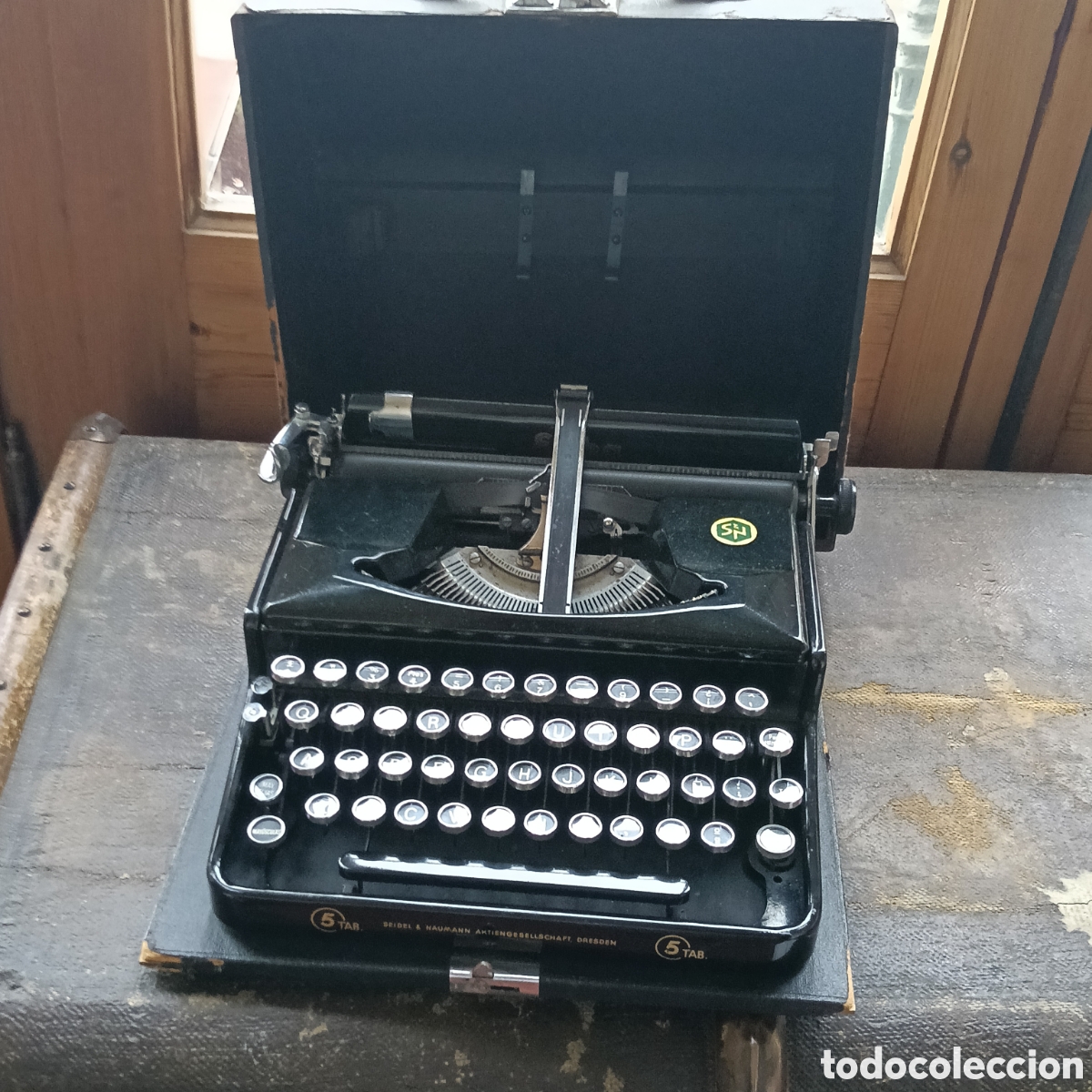 Antig&uuml;edades: Maquina de Escribir Erika Tab 5 - Foto 1