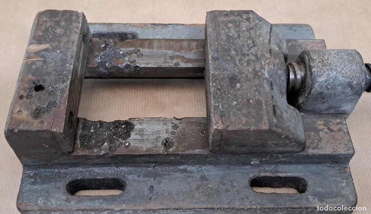 Antig&uuml;edades: Antiguo tornillo de banco - Foto 5