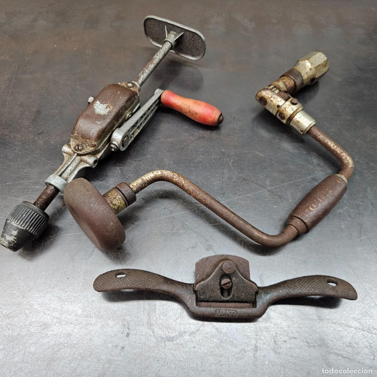 Antig&uuml;edades: bastren y taladros manuales carpinter&iacute;a - Foto 1