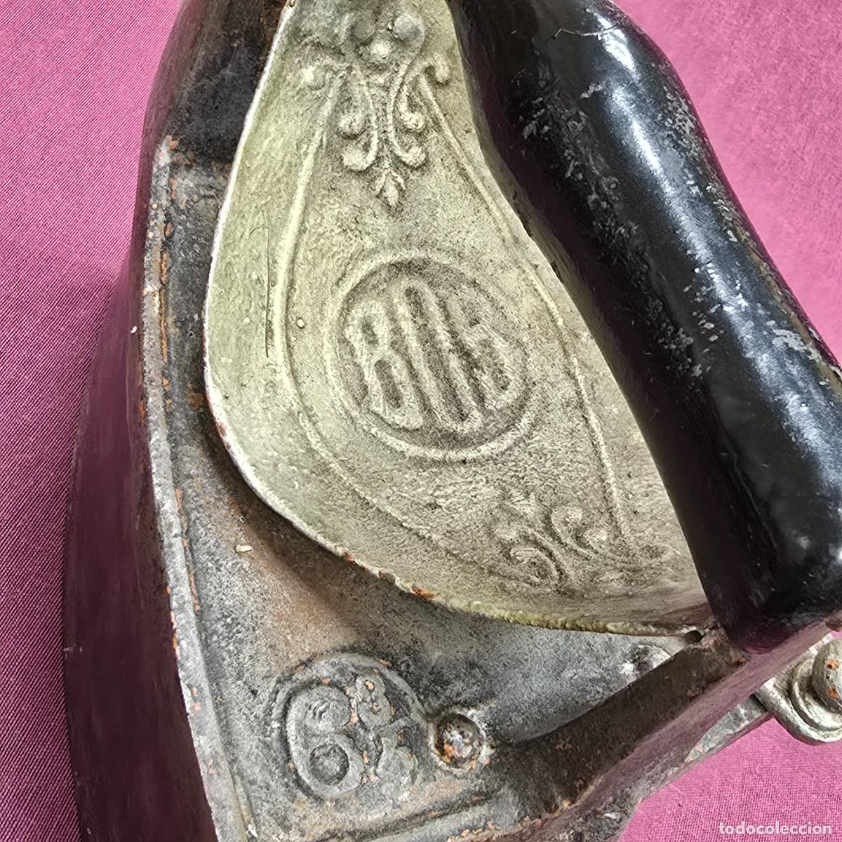 Antig&uuml;edades: PLANCHA DE CARBON ANTIGUA - Foto 4