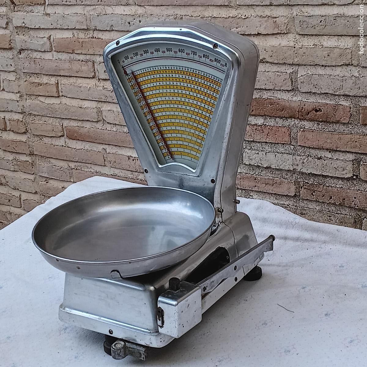 Antig&uuml;edades: BASCULA COMERCIO DE LA MARCA MOBBA - 5 KGS. FUNCIONANDO. - Foto 1