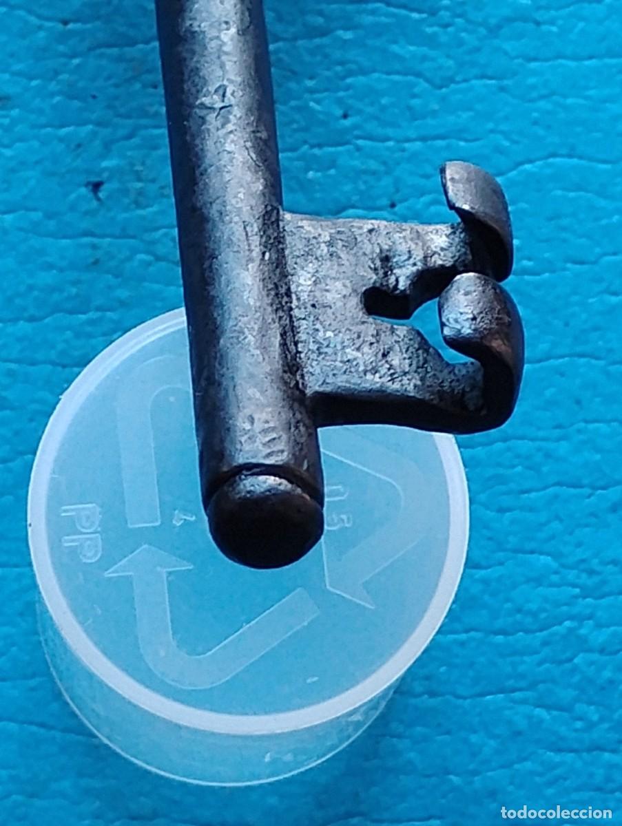 Antig&uuml;edades: ANTIGUA LLAVE DE HIERRO - Foto 3