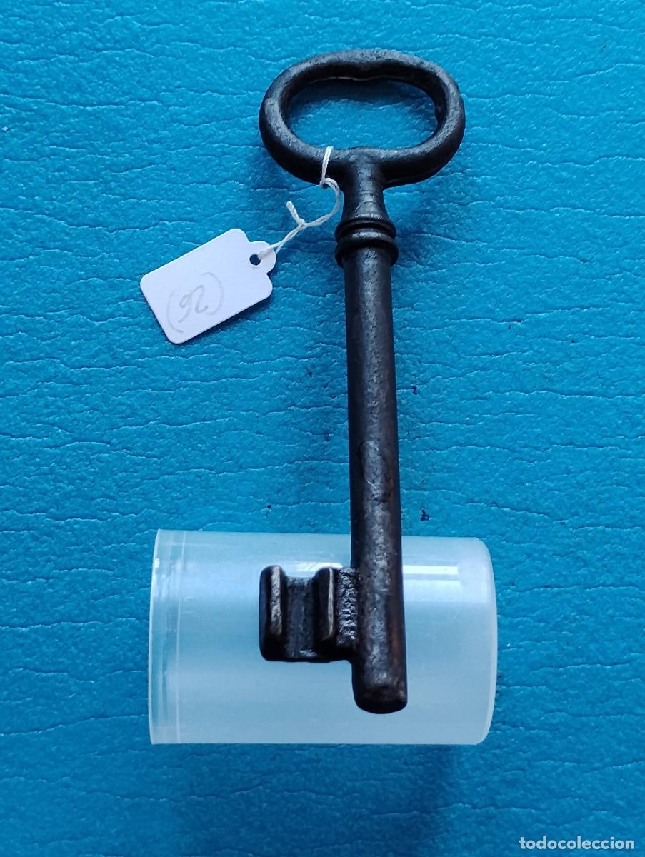 Antig&uuml;edades: ANTIGUA LLAVE DE HIERRO - Foto 1