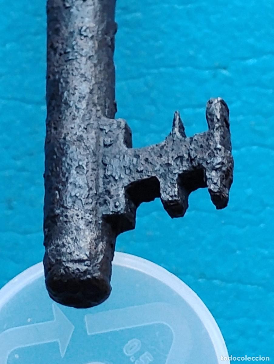 Antig&uuml;edades: ANTIGUA LLAVE DE HIERRO - Foto 3