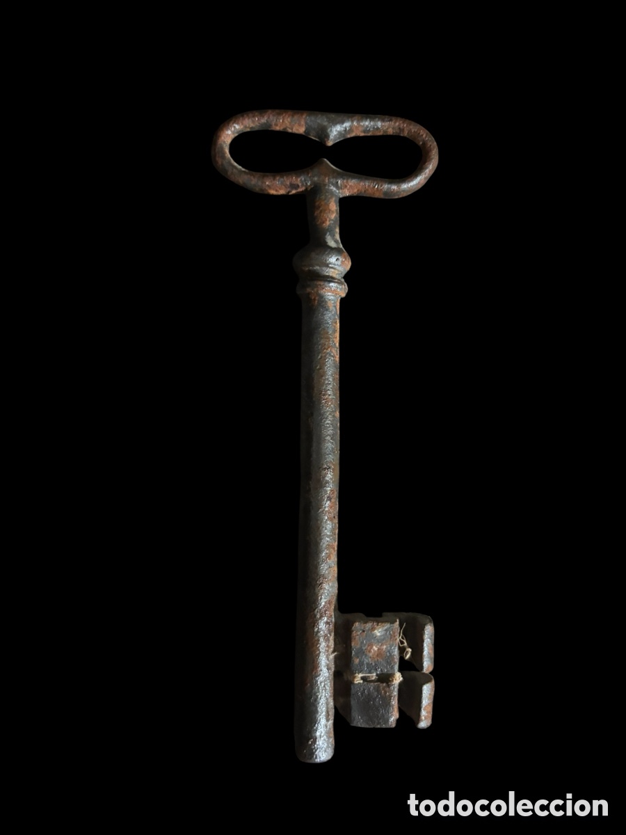 Antig&uuml;edades: Antigua, llave de forja. - Foto 2
