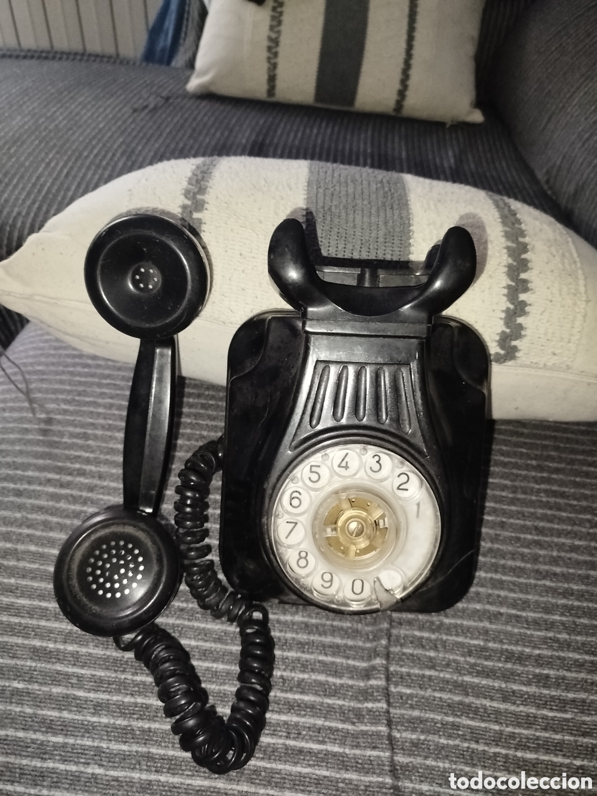 Tel&eacute;fonos: Tel&eacute;fono de baquelita - Foto 2