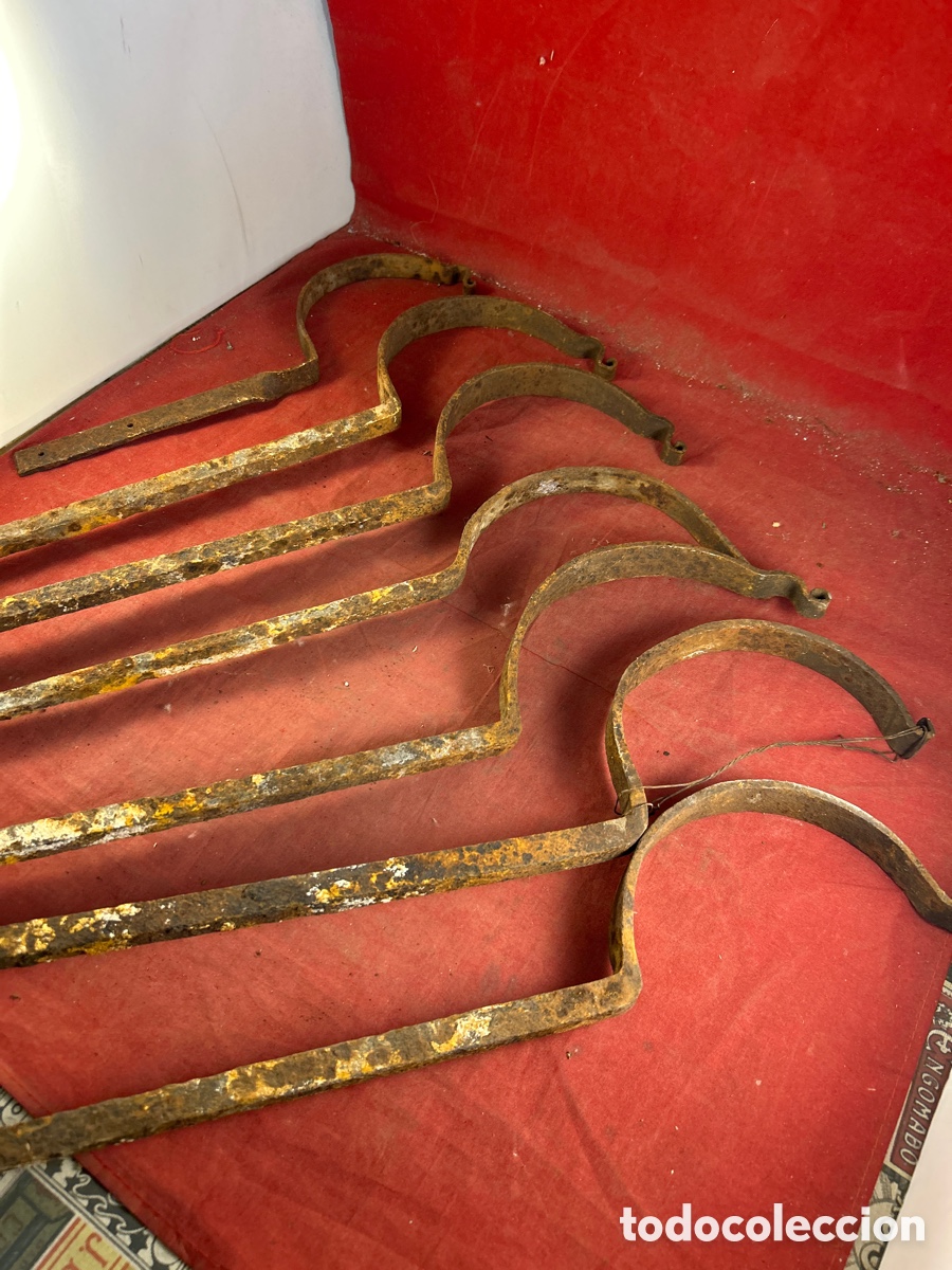 Antig&uuml;edades: LOTE DE GARRAS ANTIGUAS DE HIERRO - Foto 2