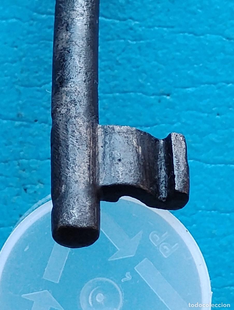 Antig&uuml;edades: ANTIGUA LLAVE DE HIERRO - Foto 3