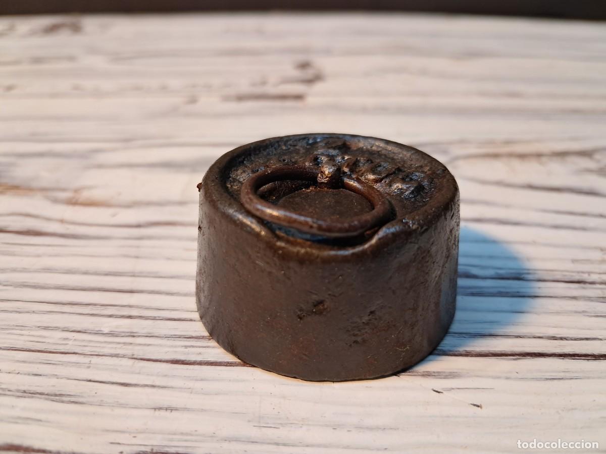 Antig&uuml;edades: PESA ANTIGUA DE 2 Hg. (200 grms.) - Foto 1