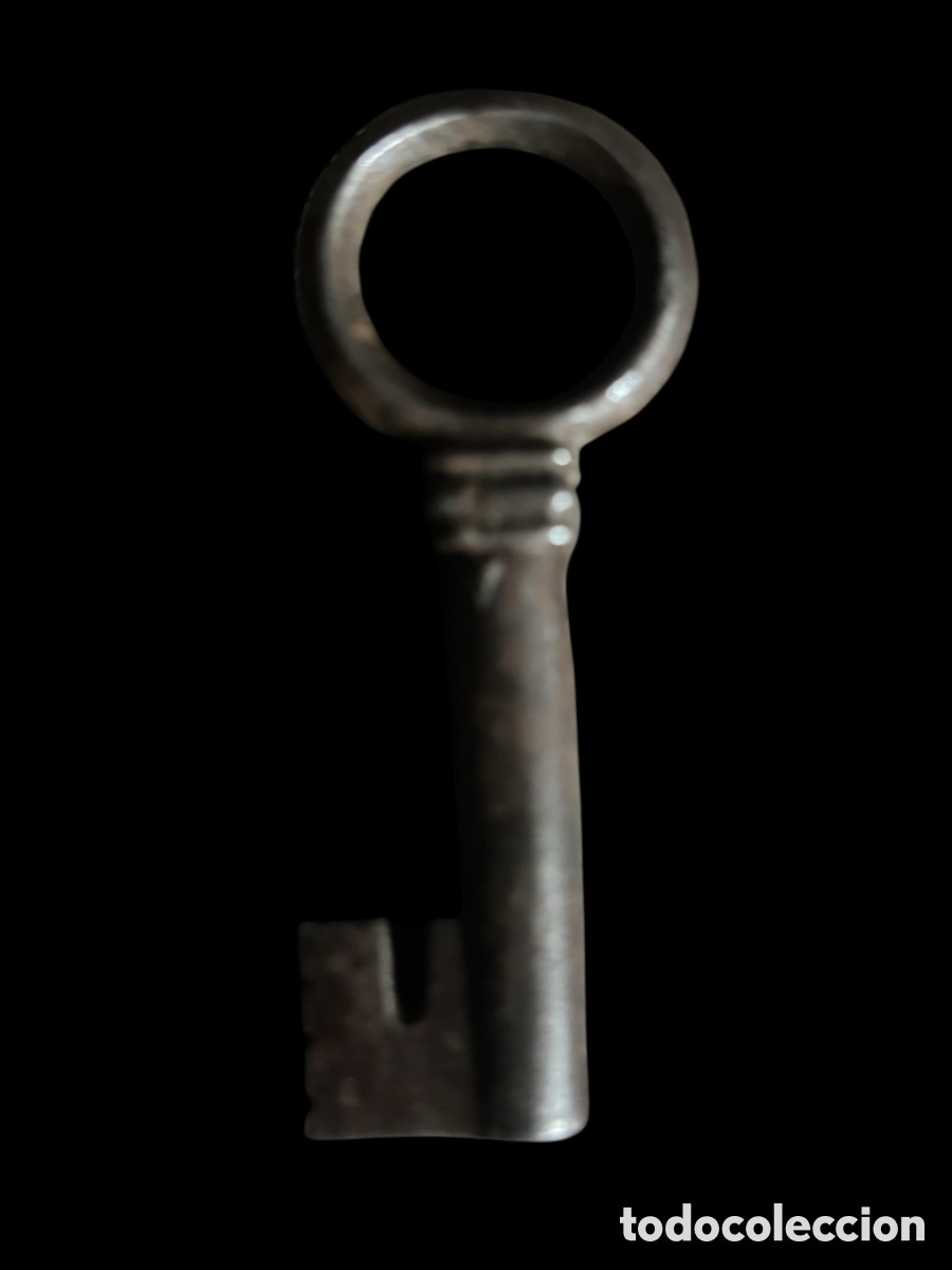 Antig&uuml;edades: Antigua llave de forja antigua. - Foto 1